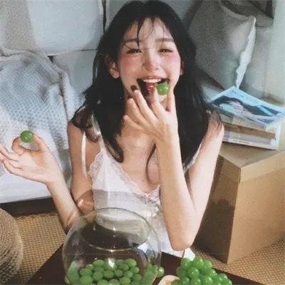 爱我你再亲亲我